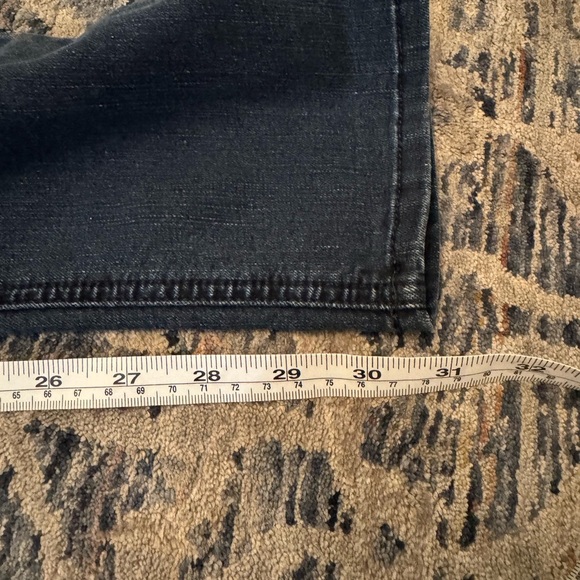 Rag & Bone Terra Blues Dark Wash Distressed Straight Leg Jeans• 29 - Picture 9 of 9